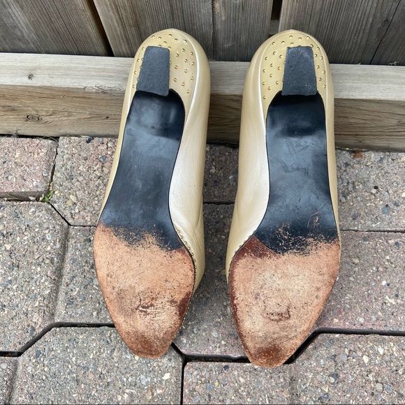Stuart Weitzman women cream studded heel pumps. Size 8. Good used condition. - Picture 5 of 9
